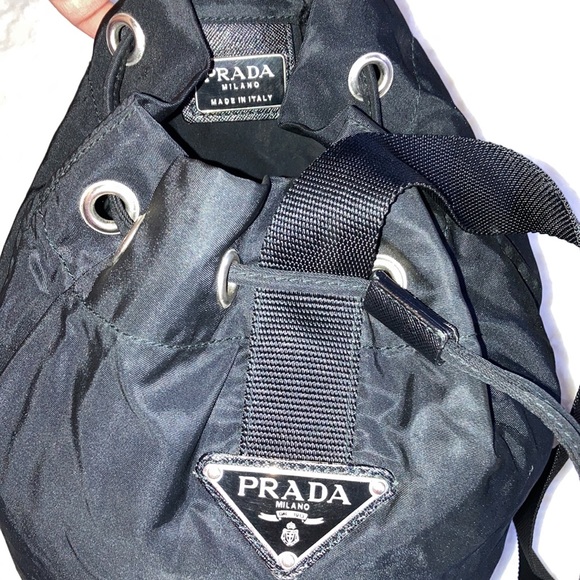 ❗️SOLD❗️Rare Vintage Prada Crossbody - Picture 5 of 15